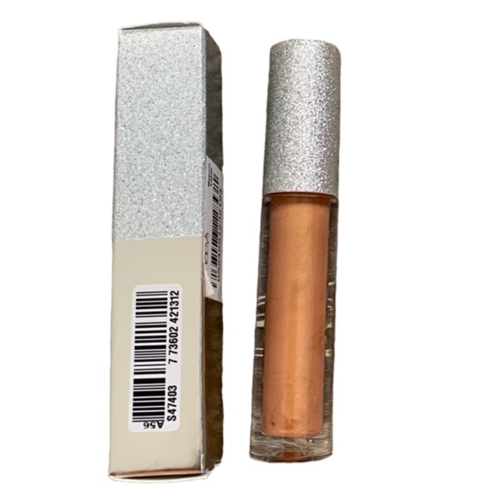 MAC LE Mariah Carey lipgloss in Little Miss Monroe - Picture 6 of 7